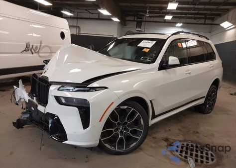 2025 BMW X7 xDrive40I from USA, damaged, VIN 5UX23EM08S9Z65418